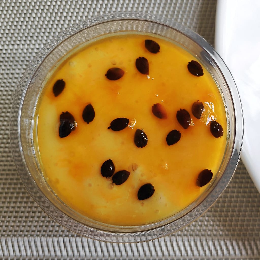 Mousse de maracujá fácil com 3 ingredientes