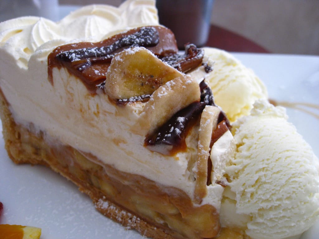 Banoffee na travessa com doce de leite