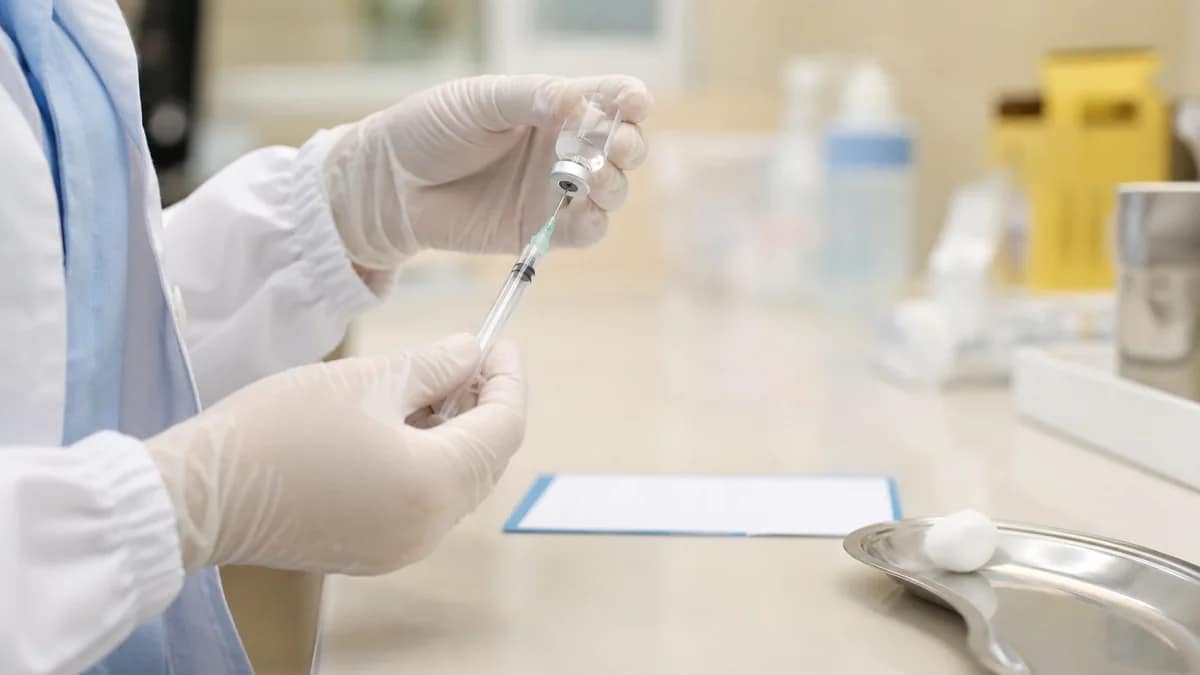 Capa editorial: Anvisa registra nova vacina contra influenza: o que a aprovação significa