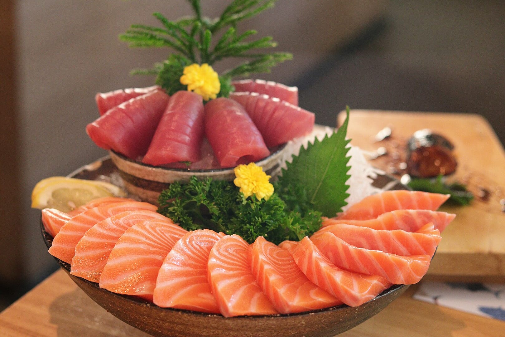 Salmão na air fryer com limão e ervas