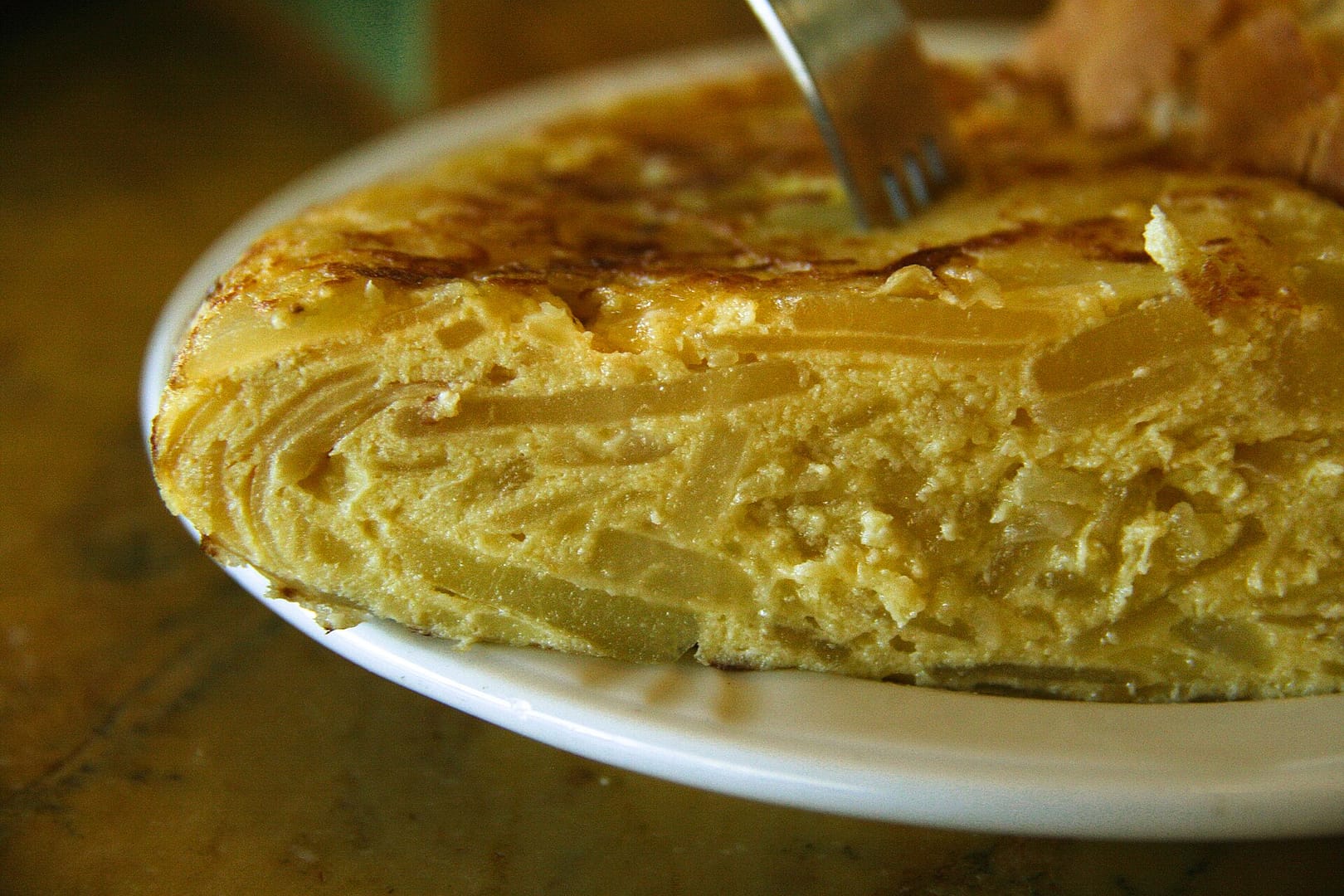 Tortilla espanhola de batata e cebola